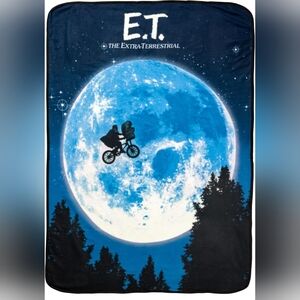 Official E.T. The Extra-Terrestrial 45" X 60" Fleece Blanket NIP